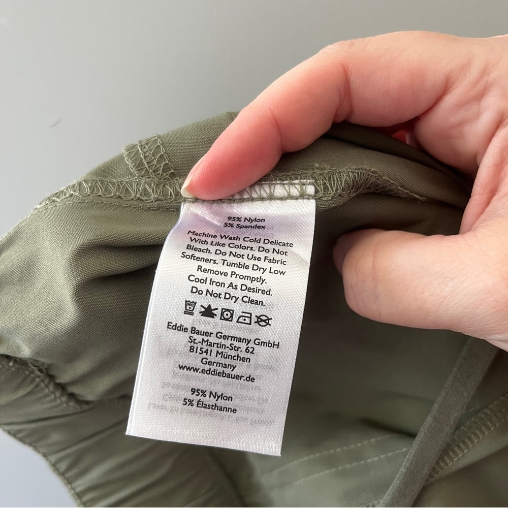 Eddie Bauer Green Nylon Cargo Pants High Rise Pull On Hiking Womens Size 14 - Picture 6 of 8